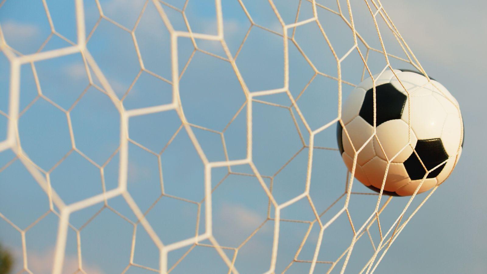 usmnt goalkeeper history, us men's national team goalkeeper, howard soccer heroics, usmnt match highlights, goalkeeper record usmnt, usmnt soccer news, us men's national team history, soccer goalkeeper achievements, usmnt world cup performance, us men's national team goalkeeping